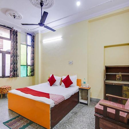 Hotel O Smart View Új-Delhi Kültér fotó