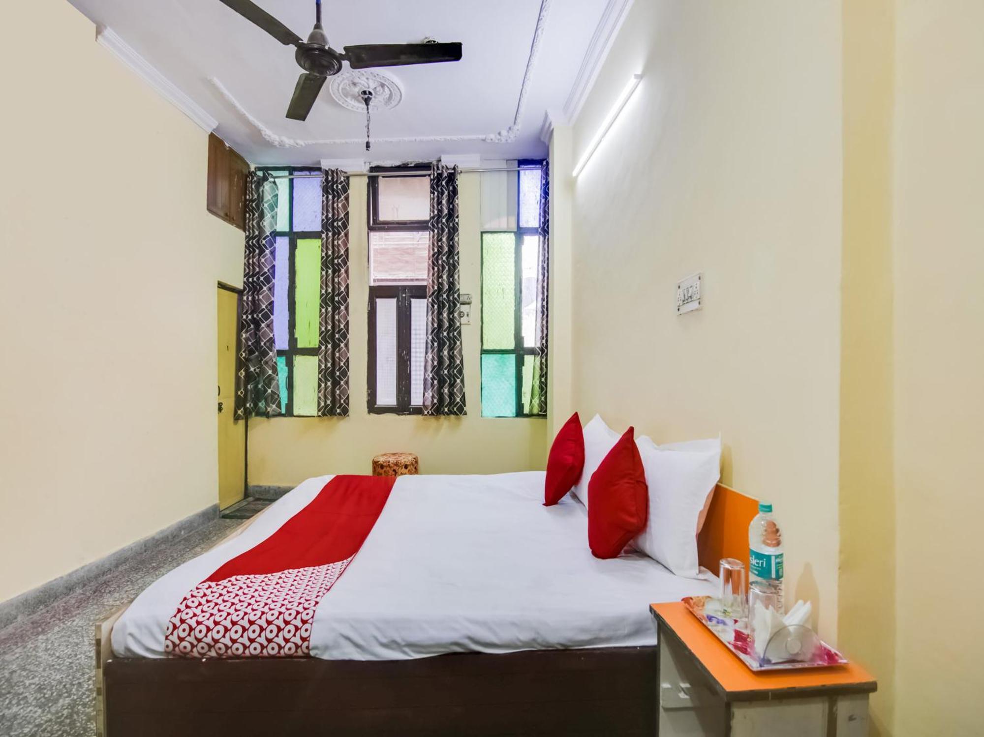 Hotel O Smart View Új-Delhi Kültér fotó