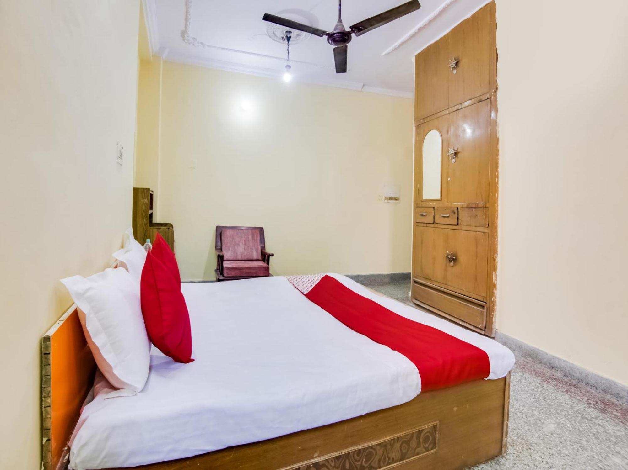 Hotel O Smart View Új-Delhi Kültér fotó